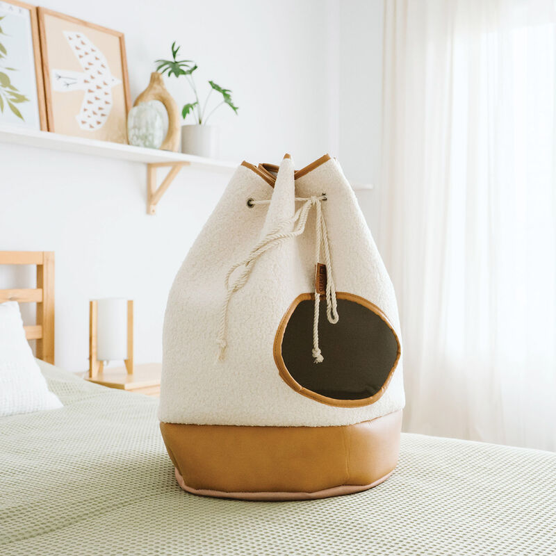 BeOneBreed, Sherpa and Faux Leather Hideout - Natural image number null