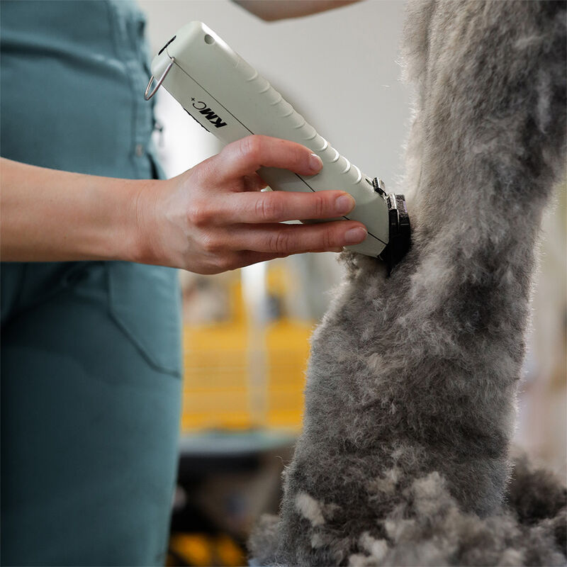 KMC+ Professional Cordless Pet Clipper image number null