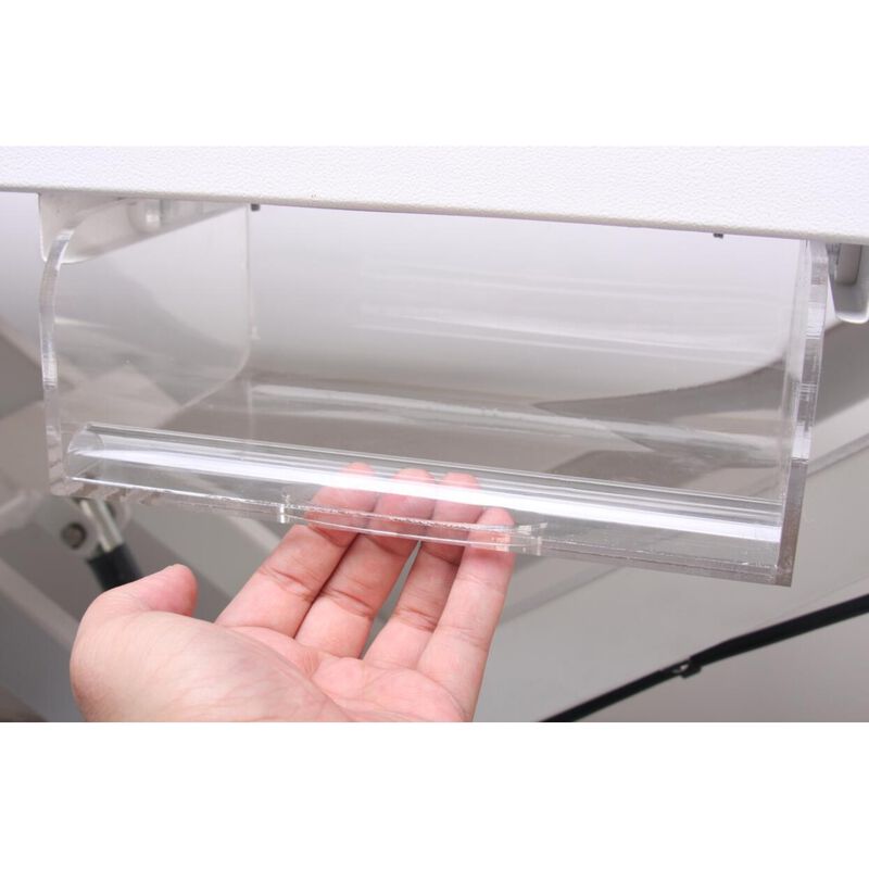 Q, Low Low - Table with Outlets image number null