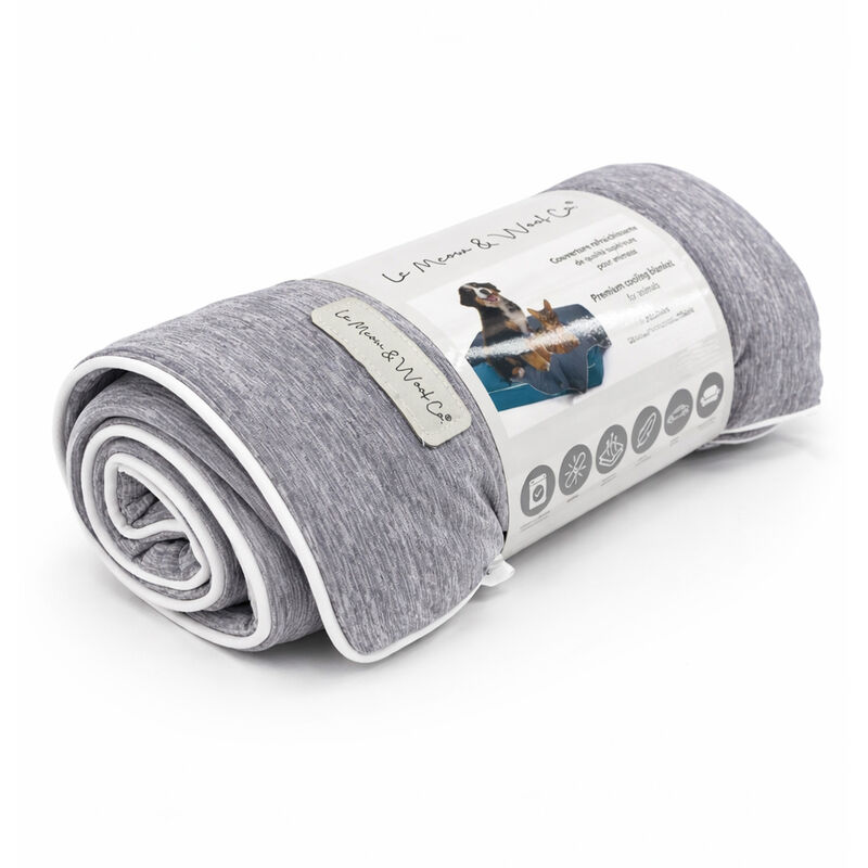 Meow & Woof, Cooling Blanket 12'' x 21'' image number null