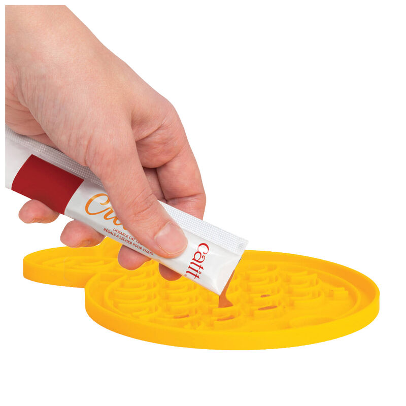 Catit Fish-Shaped Creamy Mat image number null