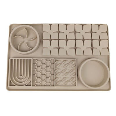 BeOneBreed Multi Textured Slow Feeder