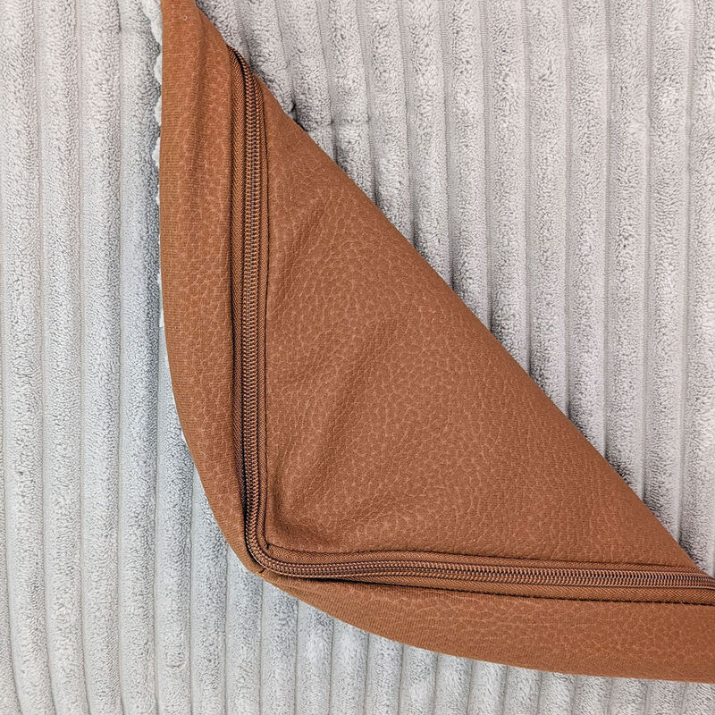 BeOneBreed Sky Soft Touch Cover - Taupe image number null