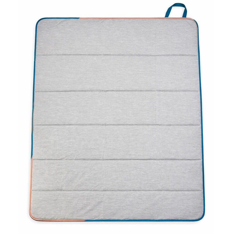 Meow & Woof Portable Outdoor Blanket with Cooling Side image number null