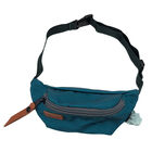 BeOneBreed Treat Pouch for Dogs image number null